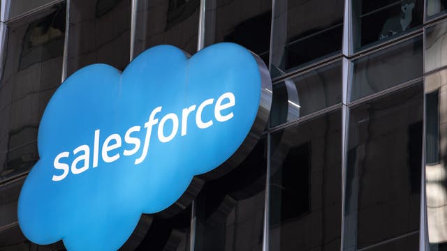 Salesforce slashes 1,000 jobs while hiring for AI roles