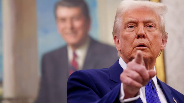 Bill would make Trump's birthday a federal holiday