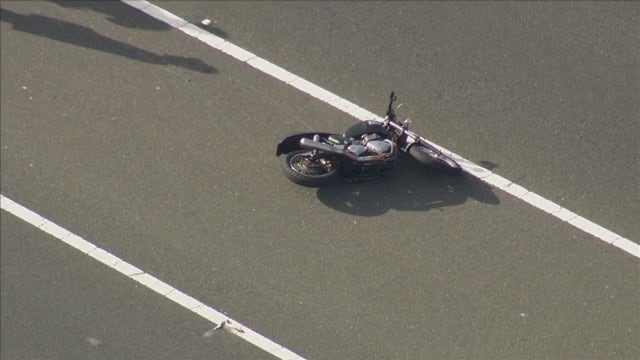 Fatal hit-and-run motorcycle crash on Bay Bridge, driver of car sought by CHP