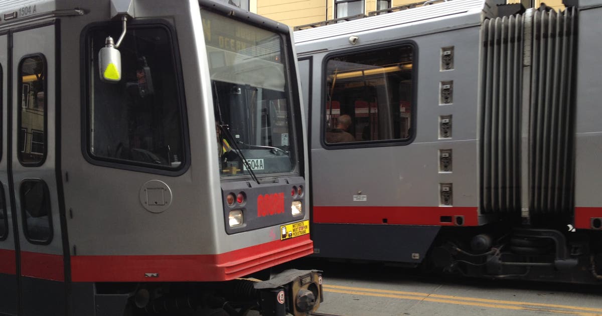 Downtown SF Muni service ends after car drives into tunnel