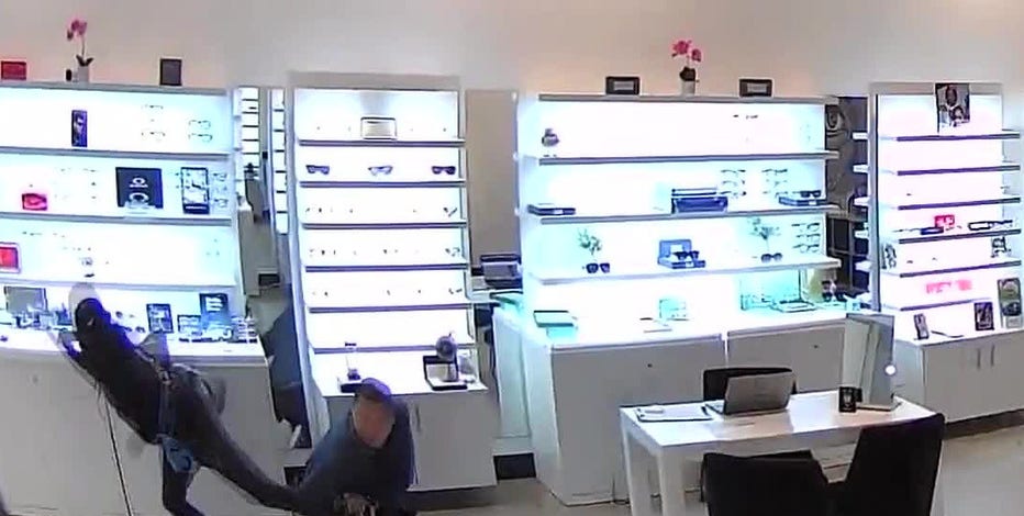San Ramon eye clinic staff fight back as thieves rush in to steal glasses