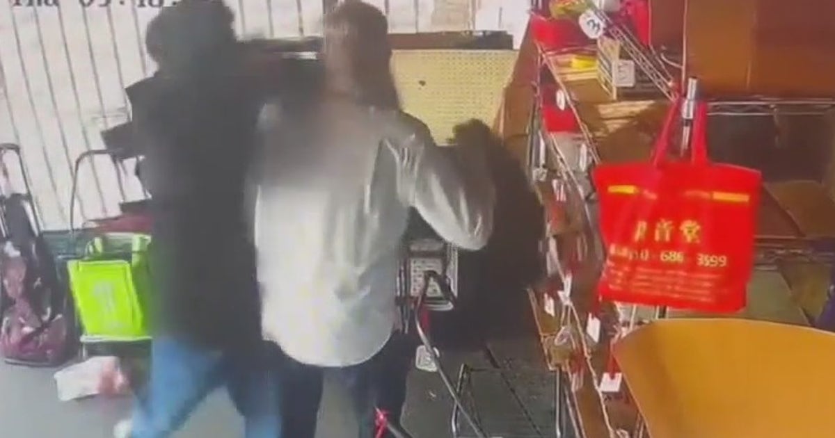 Good Samaritan attacked in Oakland Chinatown honored | KTVU FOX 2