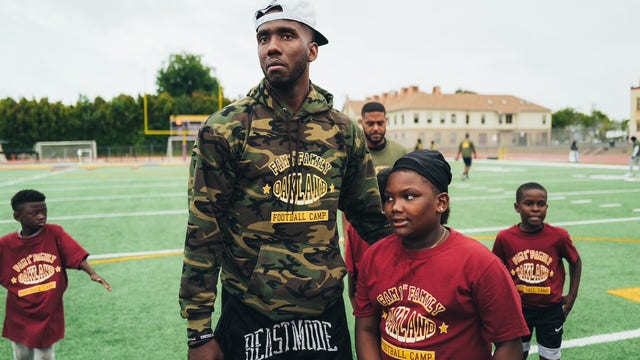 Oakland youth center founded by NFL player at risk of cutting programming after city funding cuts