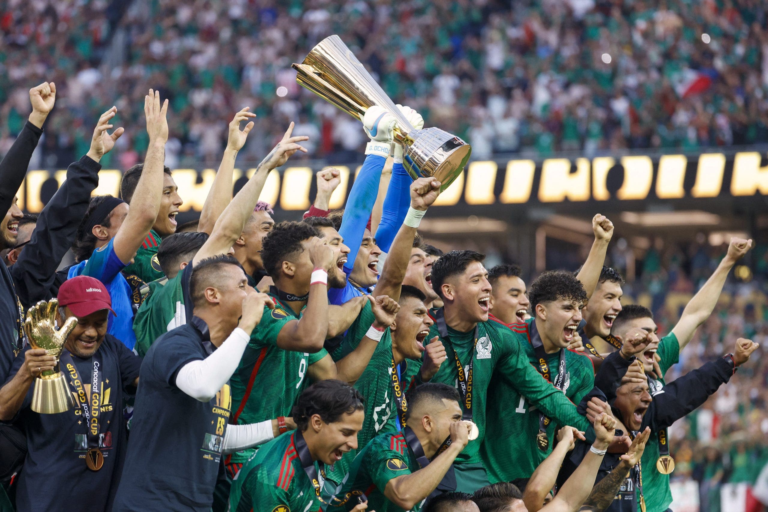 Men's Mexican National Team will face Japan at Oakland Coliseum