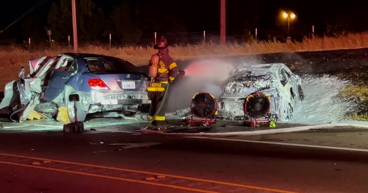 2 killed in fiery Brentwood head-on crash on Highway 4 | KTVU FOX 2