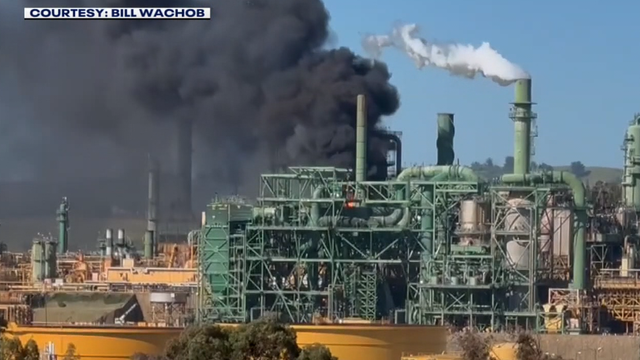 Valero Refinery fire in Benicia could be seen for miles