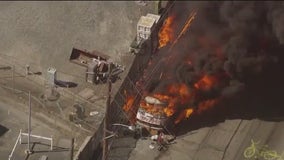 RV fire in Oakland extinguished by firefighters