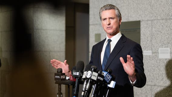 Appeals court temporarily blocks judge's ruling to return control of National Guard to California