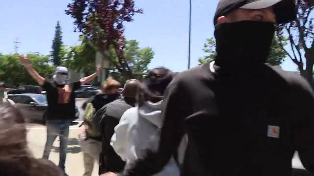 California lawmakers want to ban police from covering faces