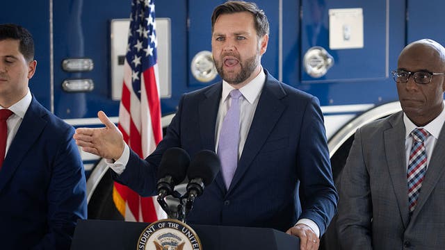 JD Vance calls Sen. Alex Padilla 'Jose' during news conference in LA