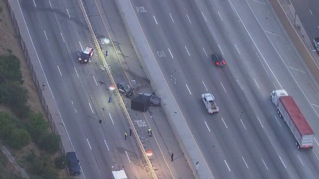 LAPD sergeant, civilian killed in freeway crash near Getty Center