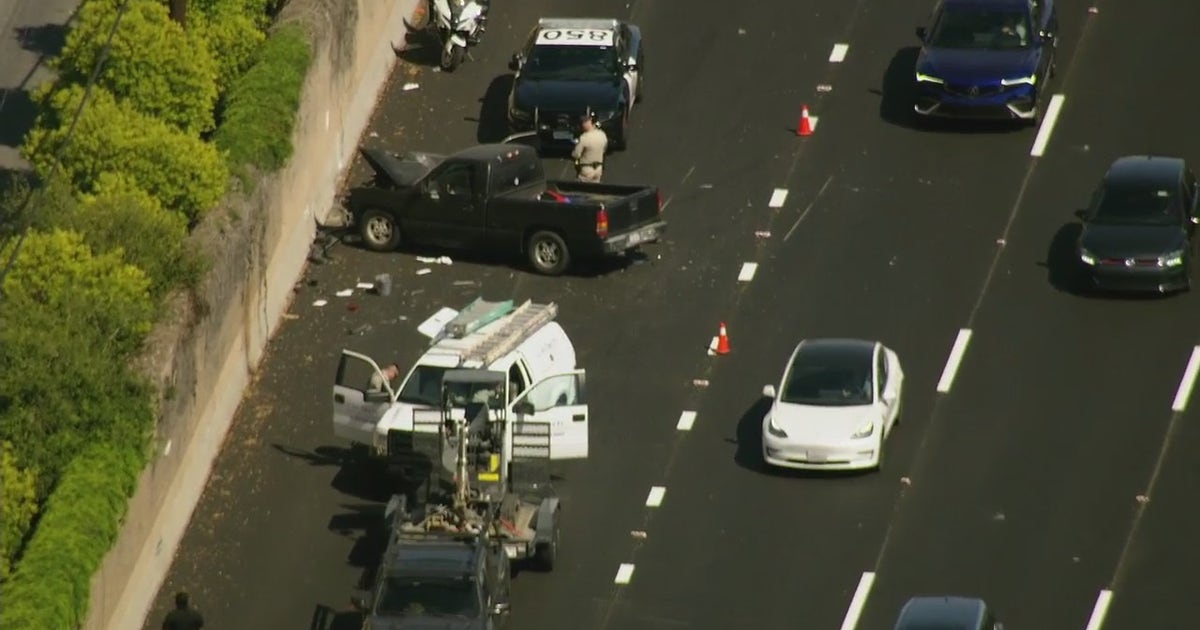 San Mateo Bridge: Multi-vehicle crash blocks traffic lanes, separate ...