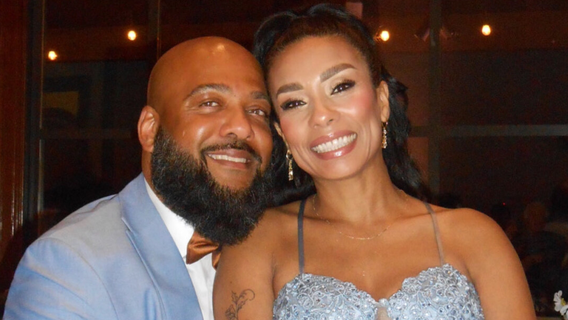 Former Oakland flight attendants hope to be 'America's Favorite Couple'