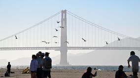 San Francisco beaches crowded on Labor Day as temperatures heat up