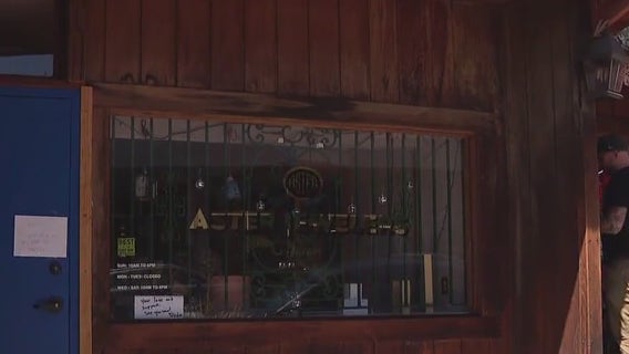 Jewelry shop in Oakland's Montclair targeted in smash-and-grab