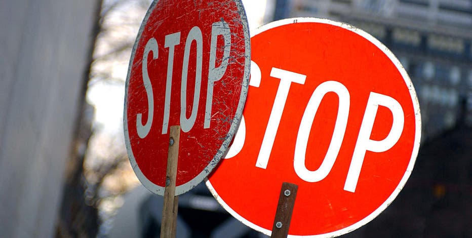 Bicyclist killed in Oakland after failing to stop at sign: police