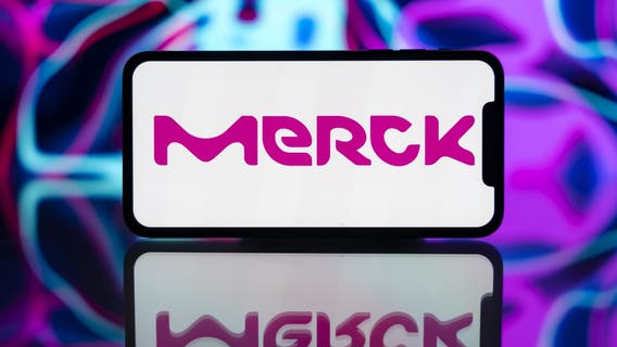 Trump announces deal to cut IVF drug prices in exchange for tariff relief