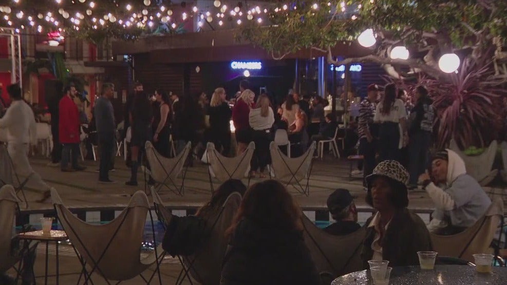 SF's Phoenix Hotel hosts free celebration ahead of its Jan. 1 closure