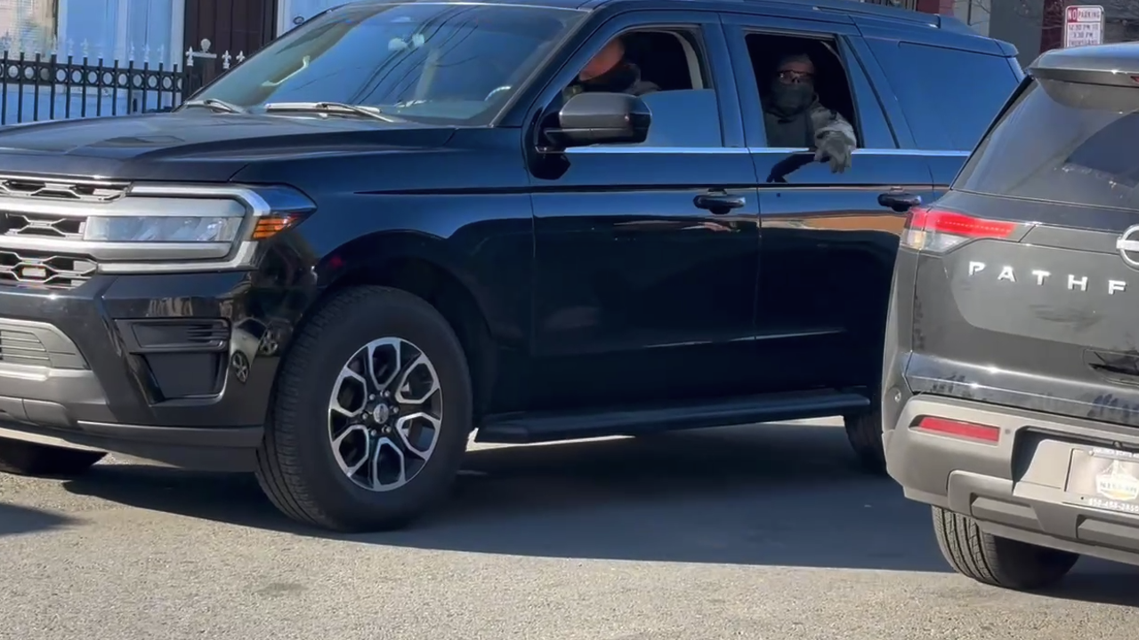 ICE agents spotted in West Oakland neighborhood near elementary school