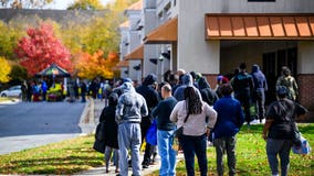 Bay Area families rely on food pantries after month without paycheck