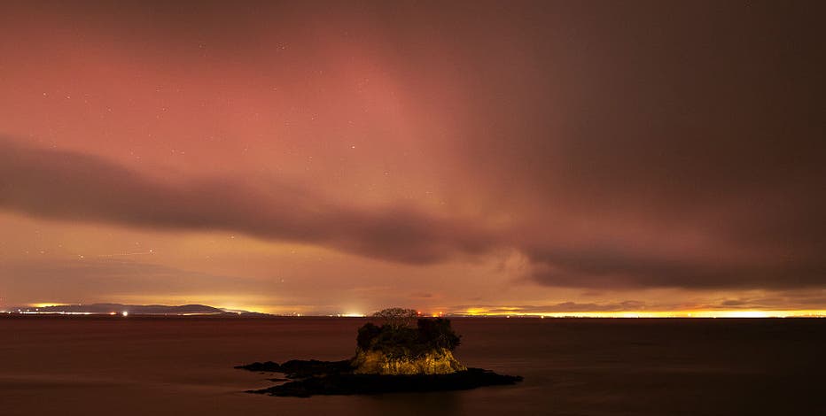 Northern lights splash across Bay Area: Here's where they will be visible tonight