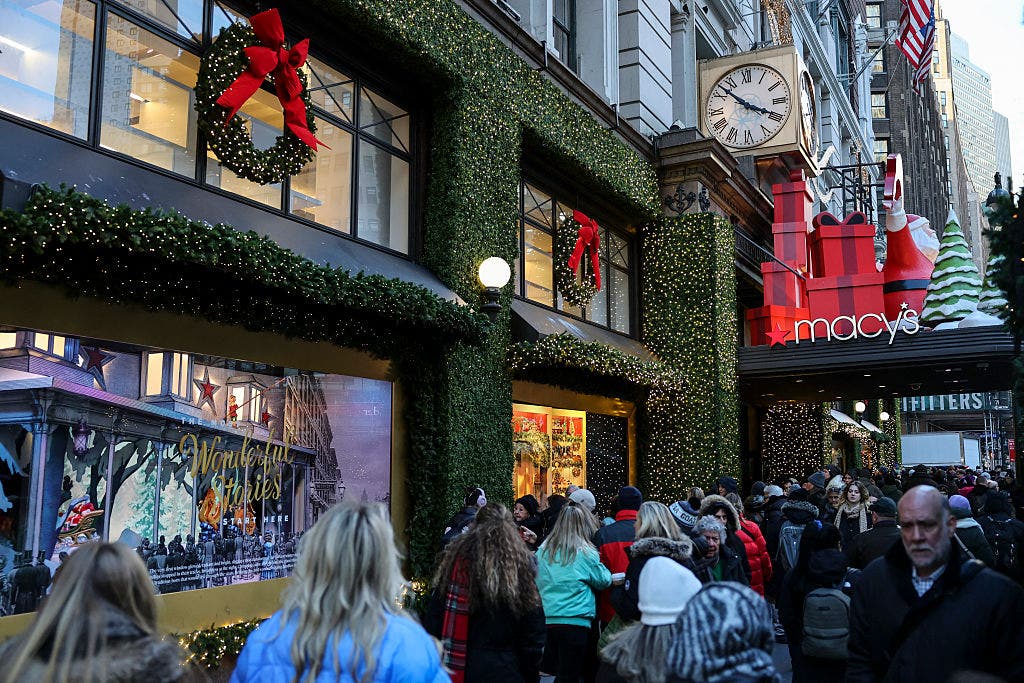California mother stabbed while changing baby's diaper at Macy's in New York City