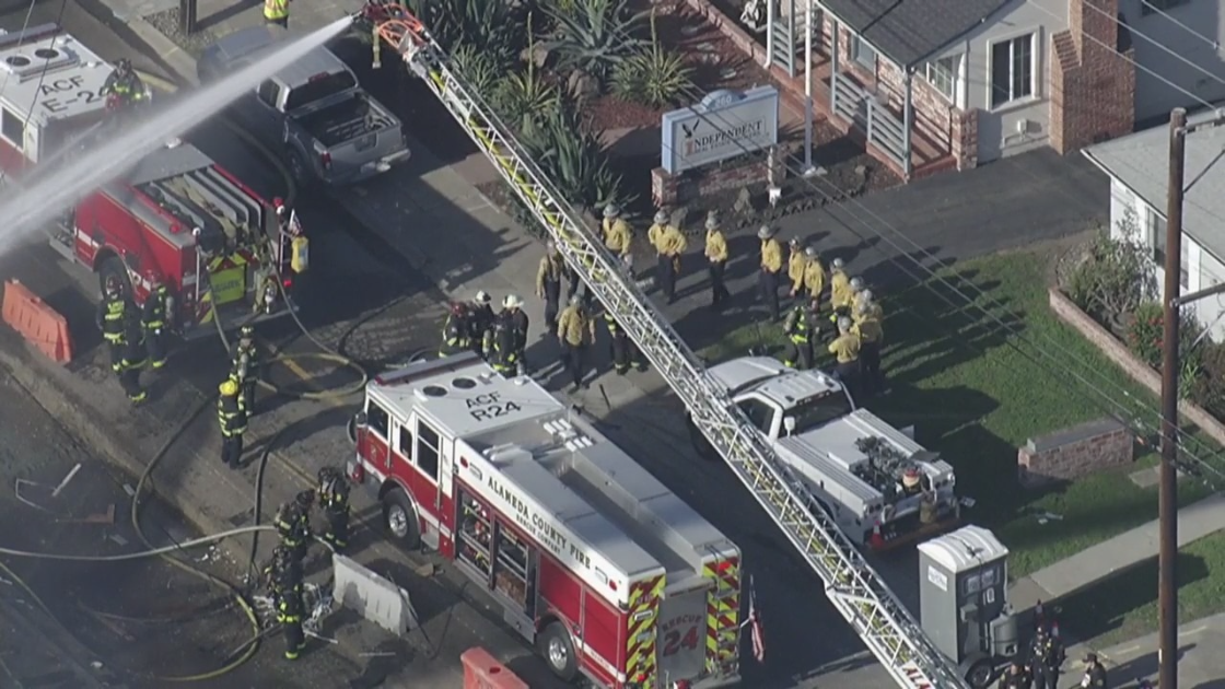 Live: Fire, explosion near Hayward rocks neighborhood, 6 injured