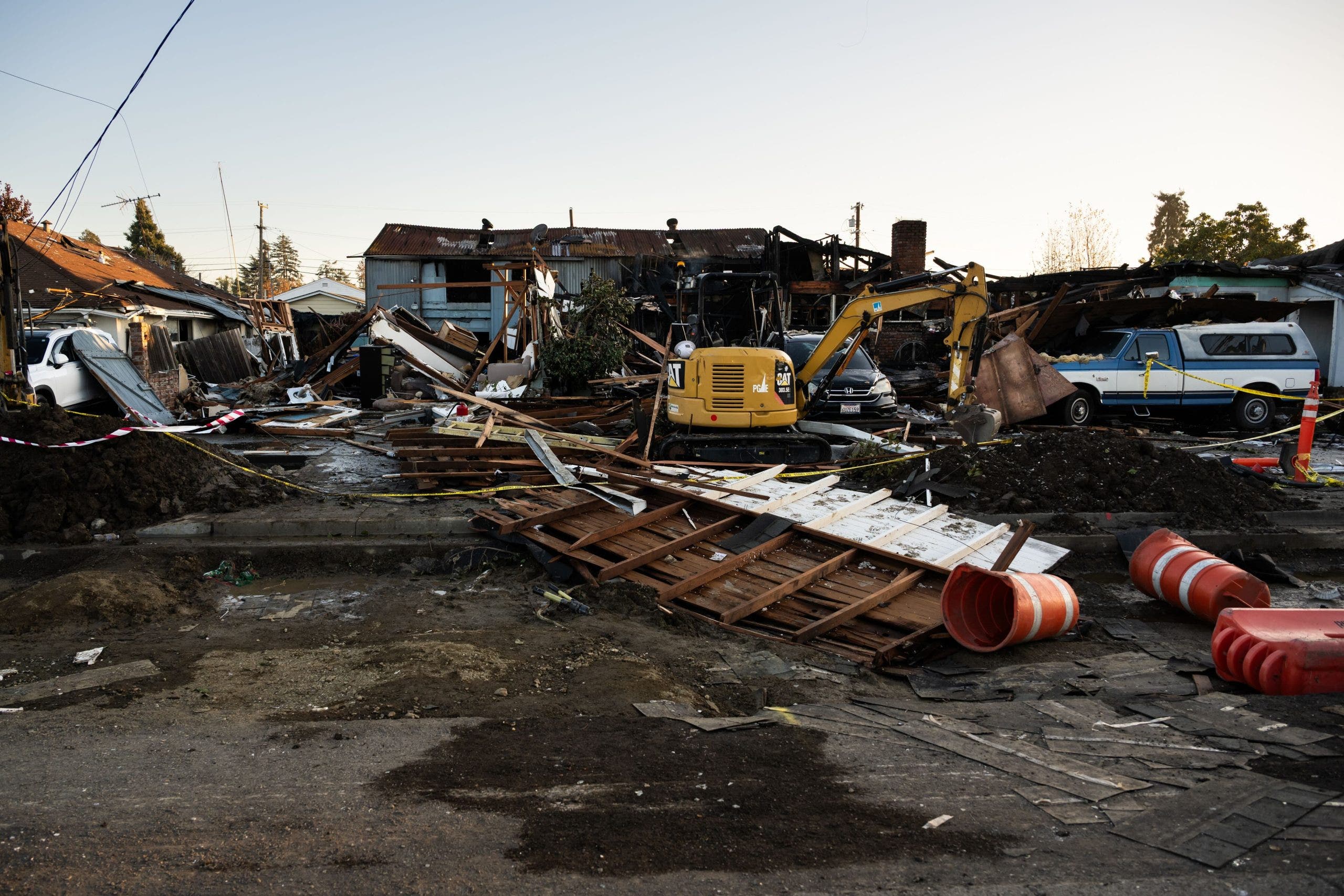 Hayward explosion captured in dramatic images