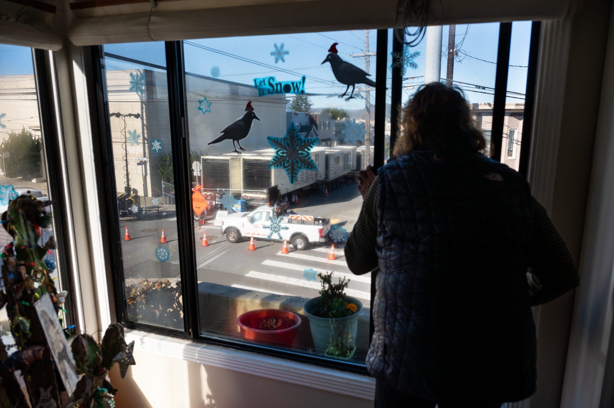 "It's so loud": Noisy PG&E generators causing new problems for SF residents