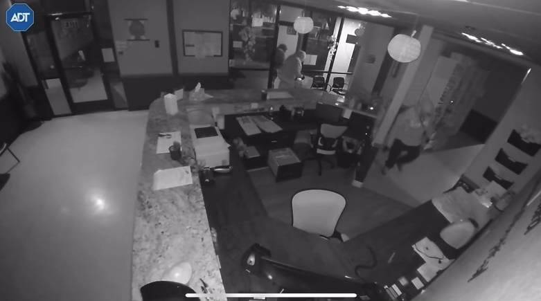 Burglars steal cremated pet remains from Brentwood vet hospital