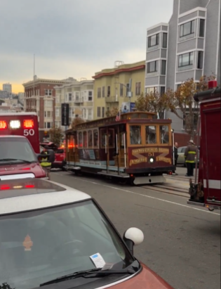 Cable car abruptly stops in San Francisco, injuring more than a dozen people