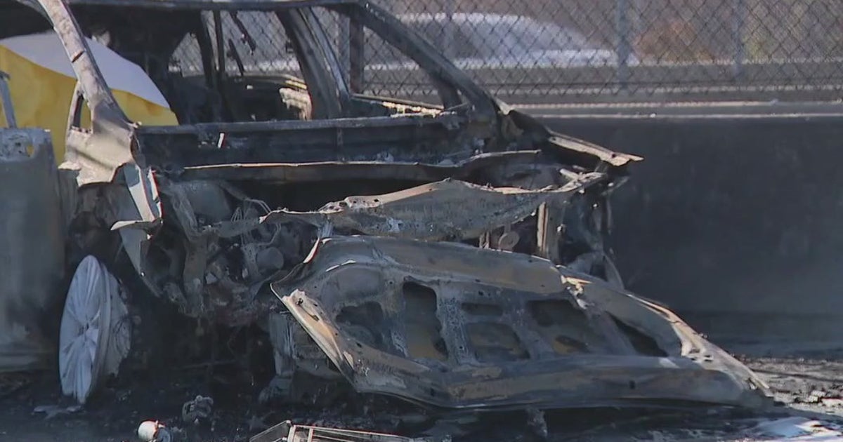 Highway 87 crash leaves 2 dead in San Jose | KTVU FOX 2