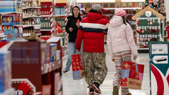 Christmas Eve store hours: When Costco, Target, and Walmart close