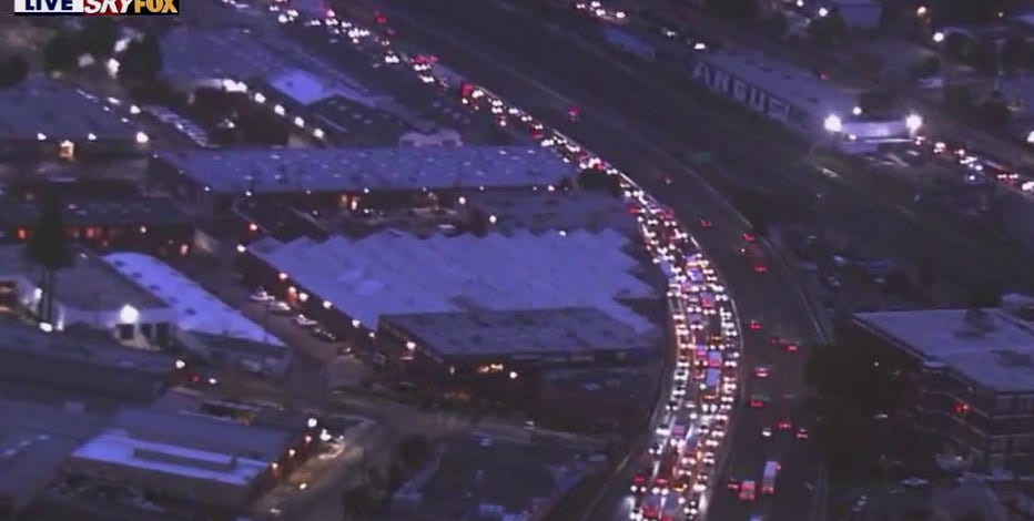 Big rig flips over on I-880 in Oakland blocking traffic