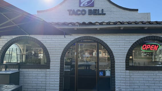 This iconic Bay Area Taco Bell, one of the last of its kind, to close after almost 60 years