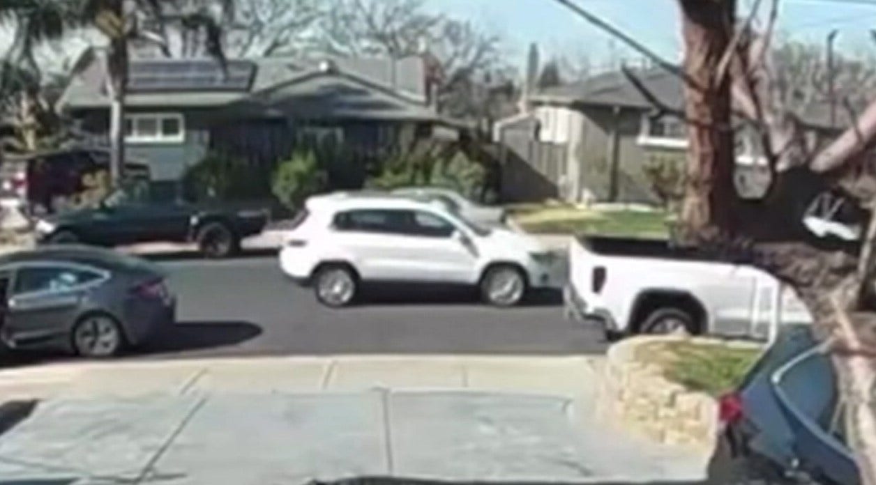 Thieves in white SUV hit multiple Livermore homes in one-day heist