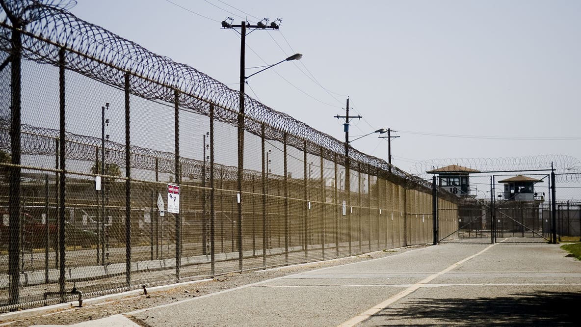 Ex-California prison lieutenant arrested for smuggling contraband in six-figure scheme