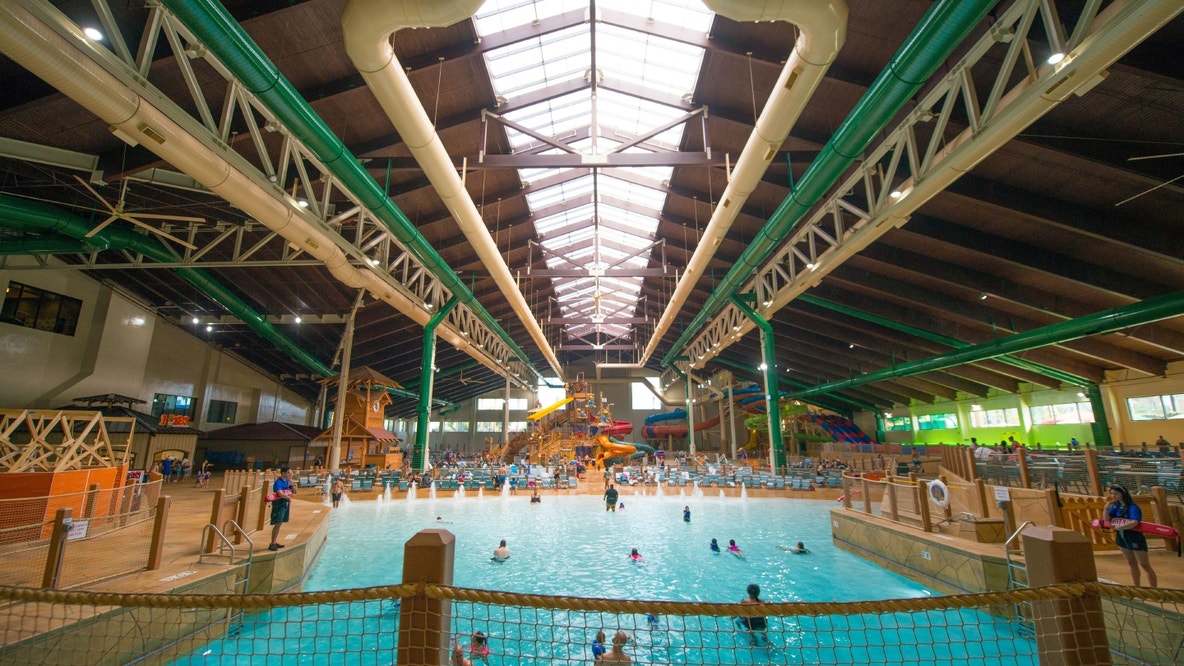Popular indoor water park resort to launch $26 room flash sale