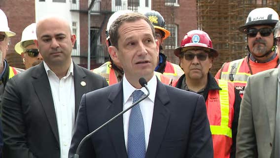 Antisemitic chant breaks out at San Francisco mayoral event