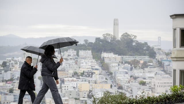 Live updates: Rain pummels Bay Area, bringing downed trees and power outages