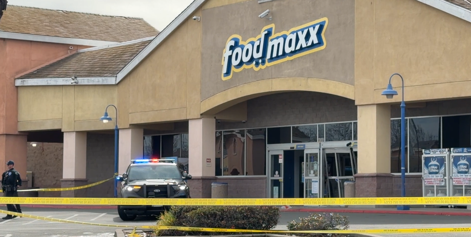 Antioch cop shoots alleged robbery suspect after officer pulled into moving car