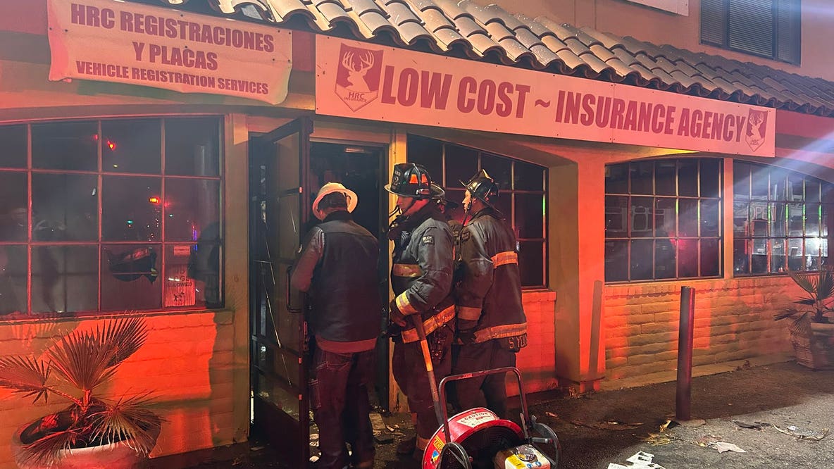 Beloved Oakland restaurant threatened by early morning fire