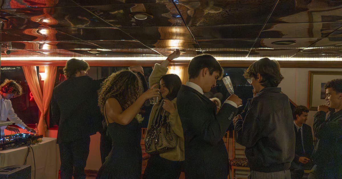 Bay Area AI dating company hiring chief officer to plan parties, paying 6-figure salary