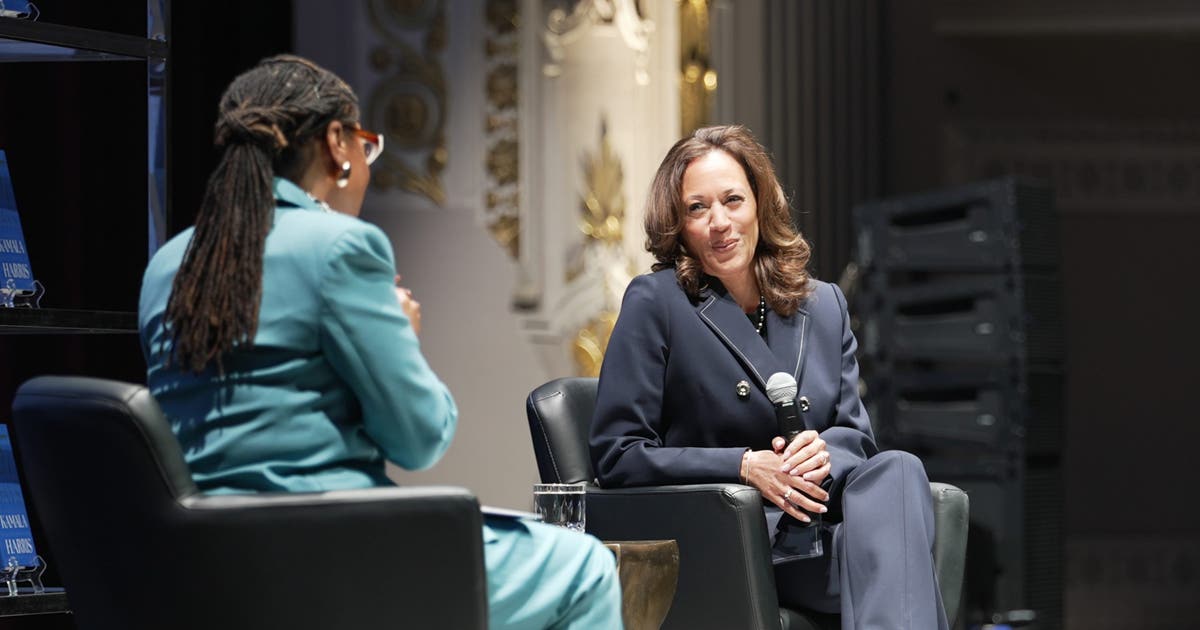 Kamala Harris returns to Oakland, reflects on roots, urges political engagement