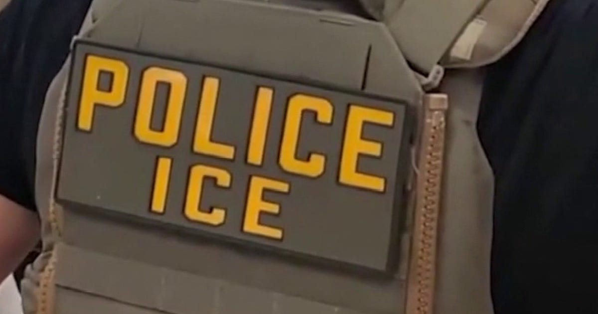 California law requiring federal agents to wear ID blocked by federal appeals court