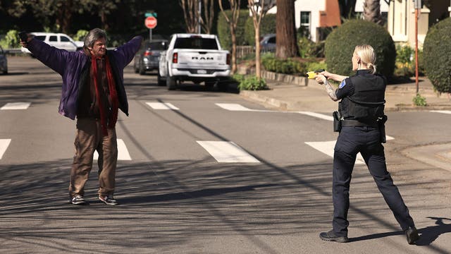 Santa Rosa police shooting unfolds during journalist ride-along