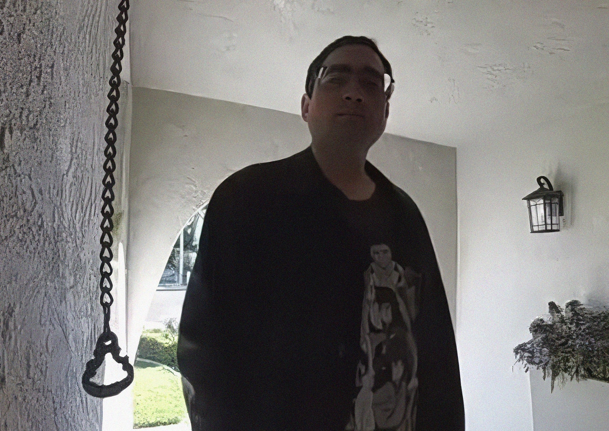 Viral video shows Fairfield homeowner fighting off home invasion