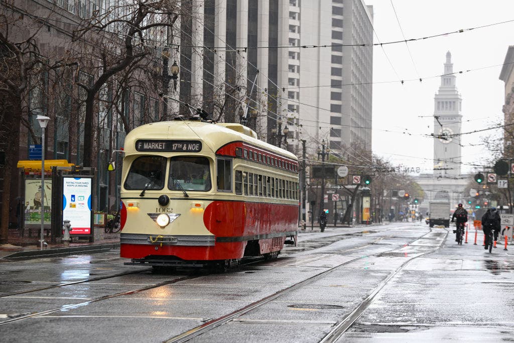 Rain is returning to the Bay Area. Here's when the worst of the storm will arrive