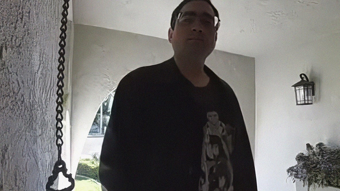 Viral video shows Fairfield homeowner fighting off home invasion