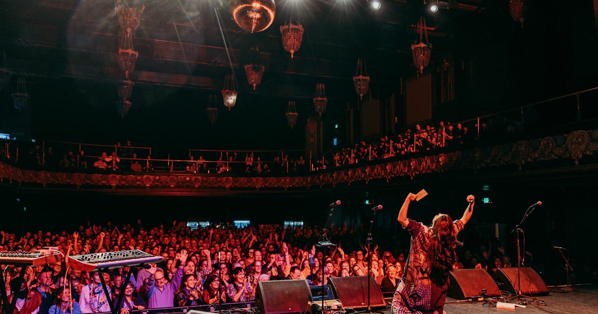This global music sensation came to the Bay Area and turned a 1300-person crowd into a choir